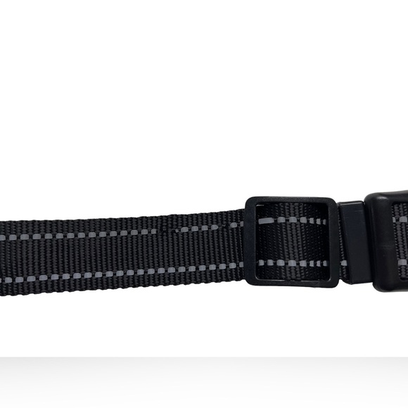 ❤️❤️LAST CHANCE ❤️❤️ Black dog collar fits 12”-17” neck 1” wide - Picture 5 of 5